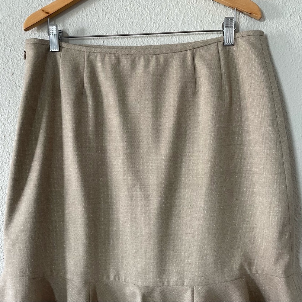 Antonio Melani Pencil Skirt Women’s 14 Beige Shimmer Ruffle Side Zipper Flounce - Picture 7 of 10